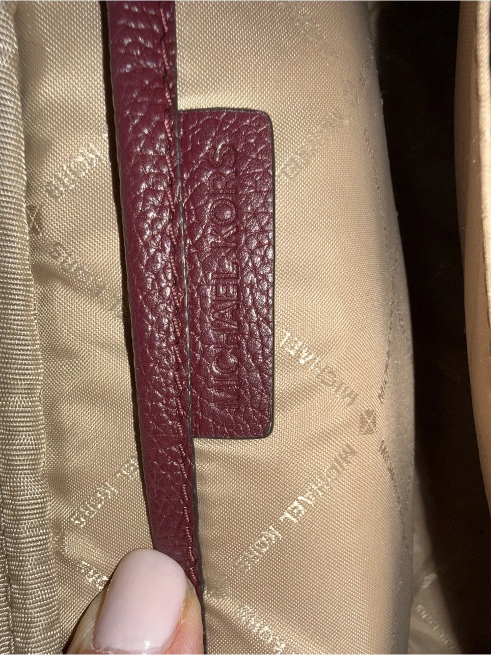 Michael Kors compact pebbled